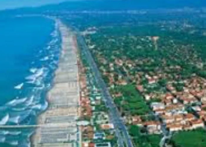 Casamariu Лукка